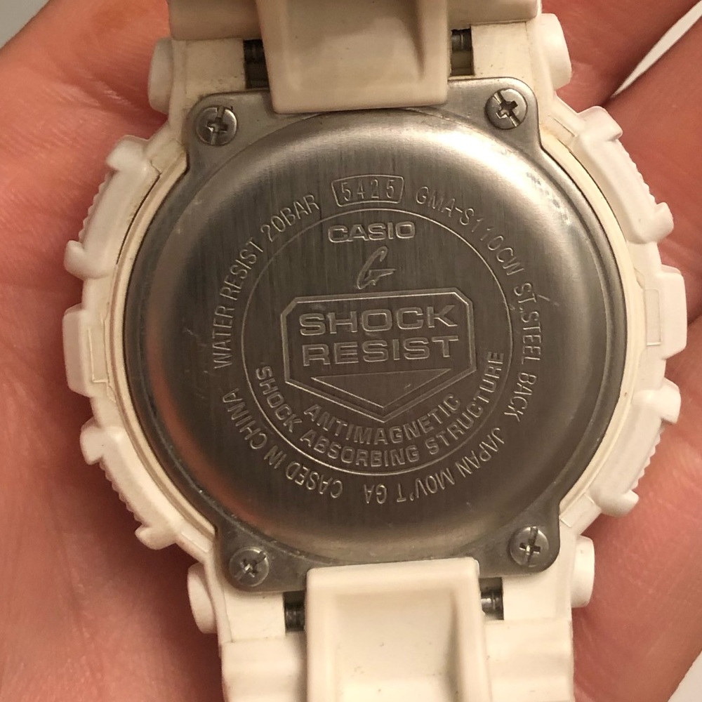 White GShock - Picture 7 of 8
